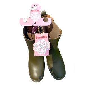 Sam & Libby Chelsea Army Boots Size 8 Dark Moss Faux Leather Chunky Heels